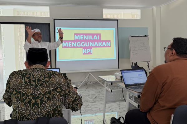 Rapat Koordinasi Penyelia Sekolah Holistik Rapat Koordinasi Penyelia Sekolah Holistik